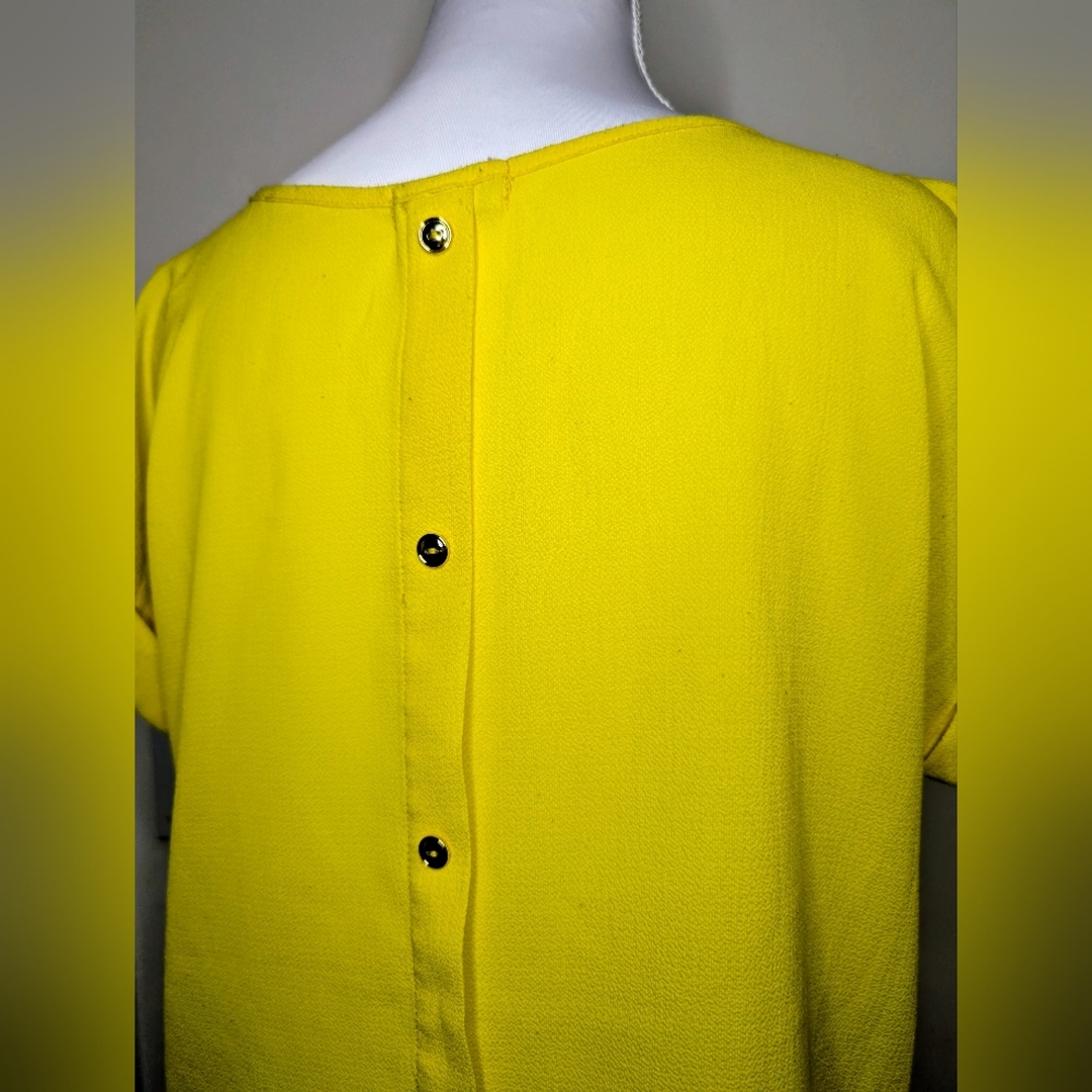 Chocolate Yellow Short Sleeve Blouse Button Back Large - Picture 4 of 8